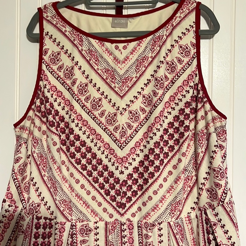 Eshakti Sleeveless Pink & Burgundy Graphic Print Cream Dress Fit & Flare Size 3X